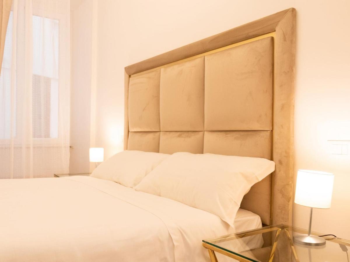 The Best Rent - Elegant Five-Bedrooms Apartment Near Colosseo Рим Экстерьер фото